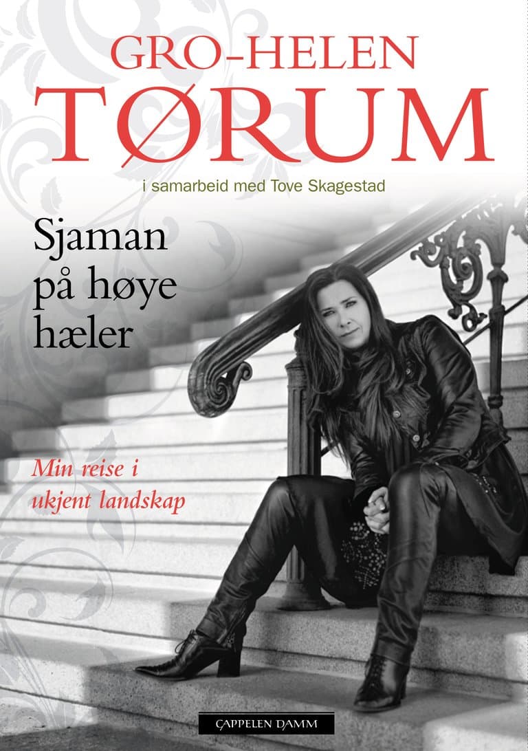 Omslag Sjaman på høye hæler av Gro-Helen Tørum og Tove Skagestad (Innbundet)